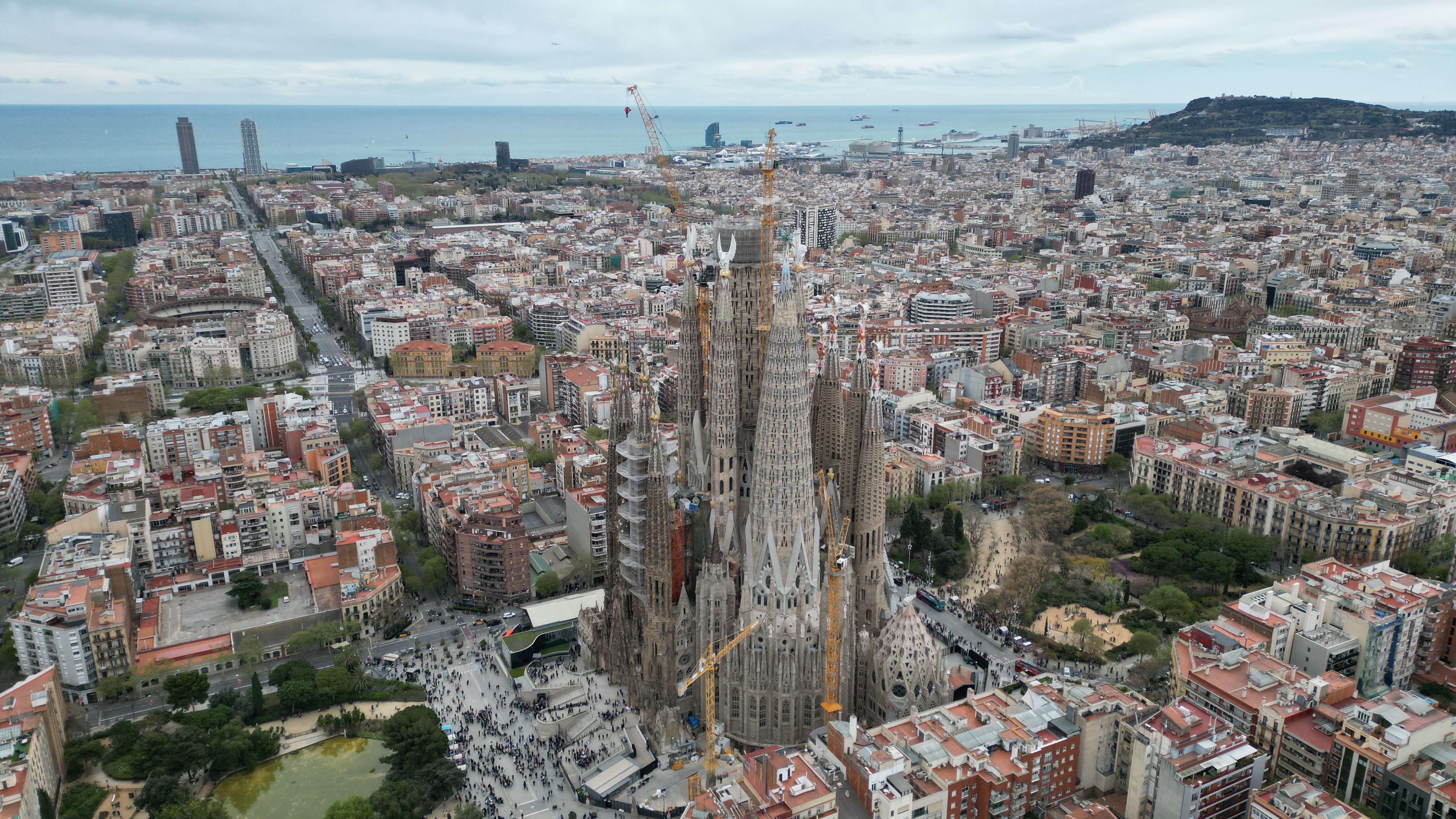 Aerial view of Sagrada Família and the surrounding Eixample grid in Barcelona